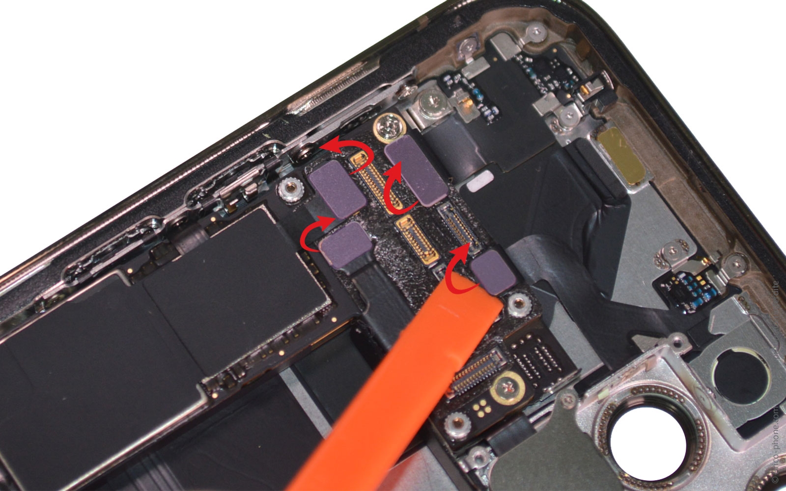 Démontage Complet sur iPhone 12 Pro photo 1