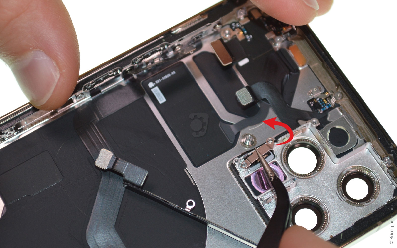 Démontage Complet sur iPhone 12 Pro photo 2