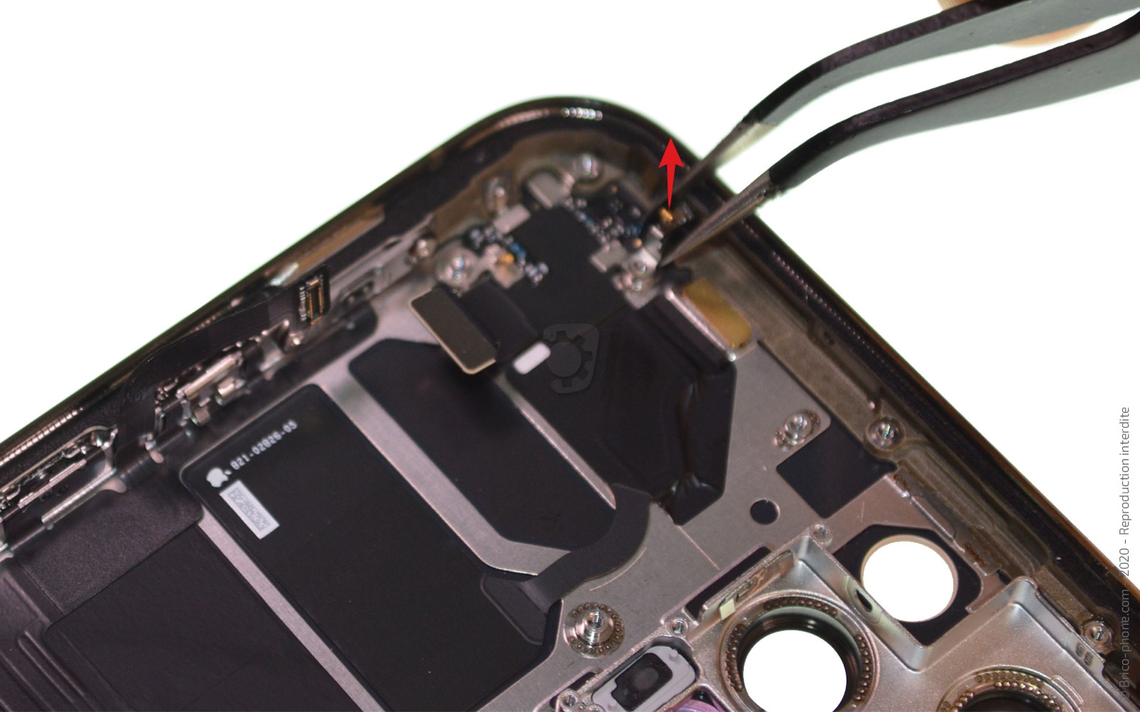 Démontage Complet sur iPhone 12 Pro photo 2
