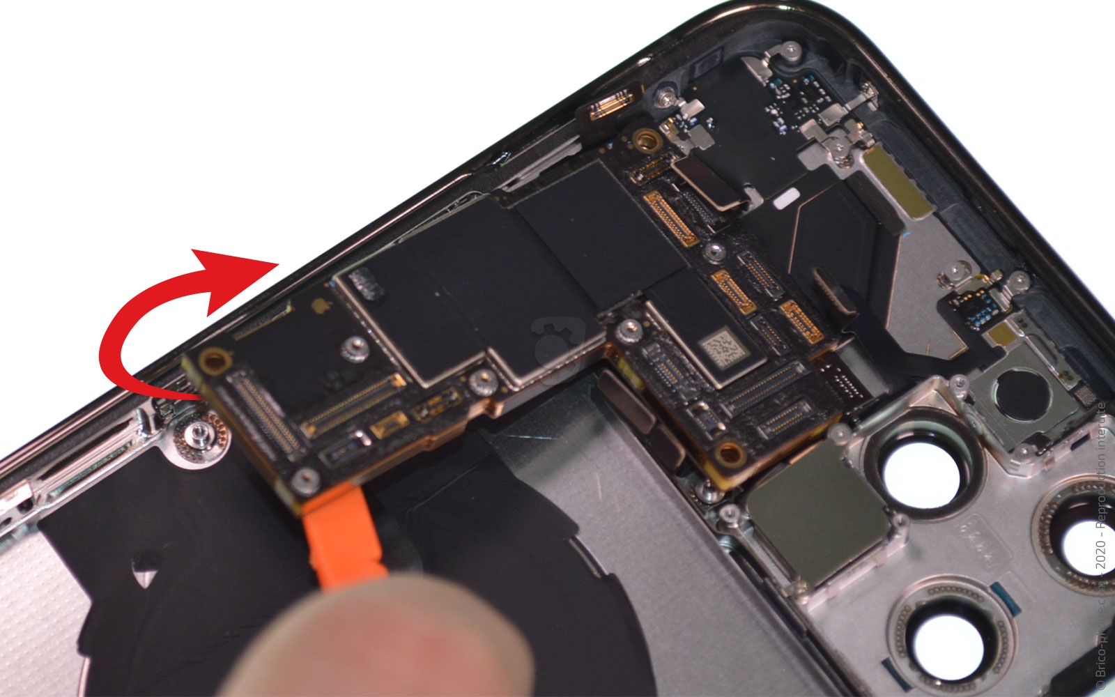 Démontage complet sur iPhone 12 Pro Max photo 3