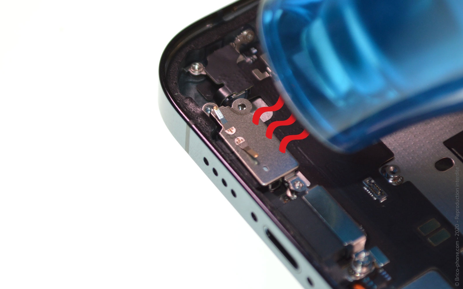 Démontage complet sur iPhone 12 Pro Max photo 2