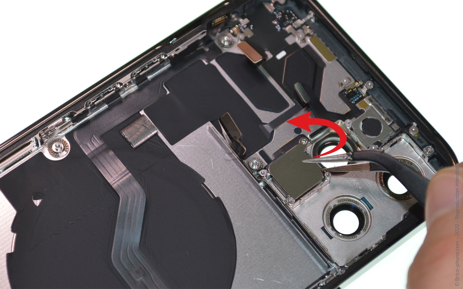 Démontage complet sur iPhone 12 Pro Max photo 2