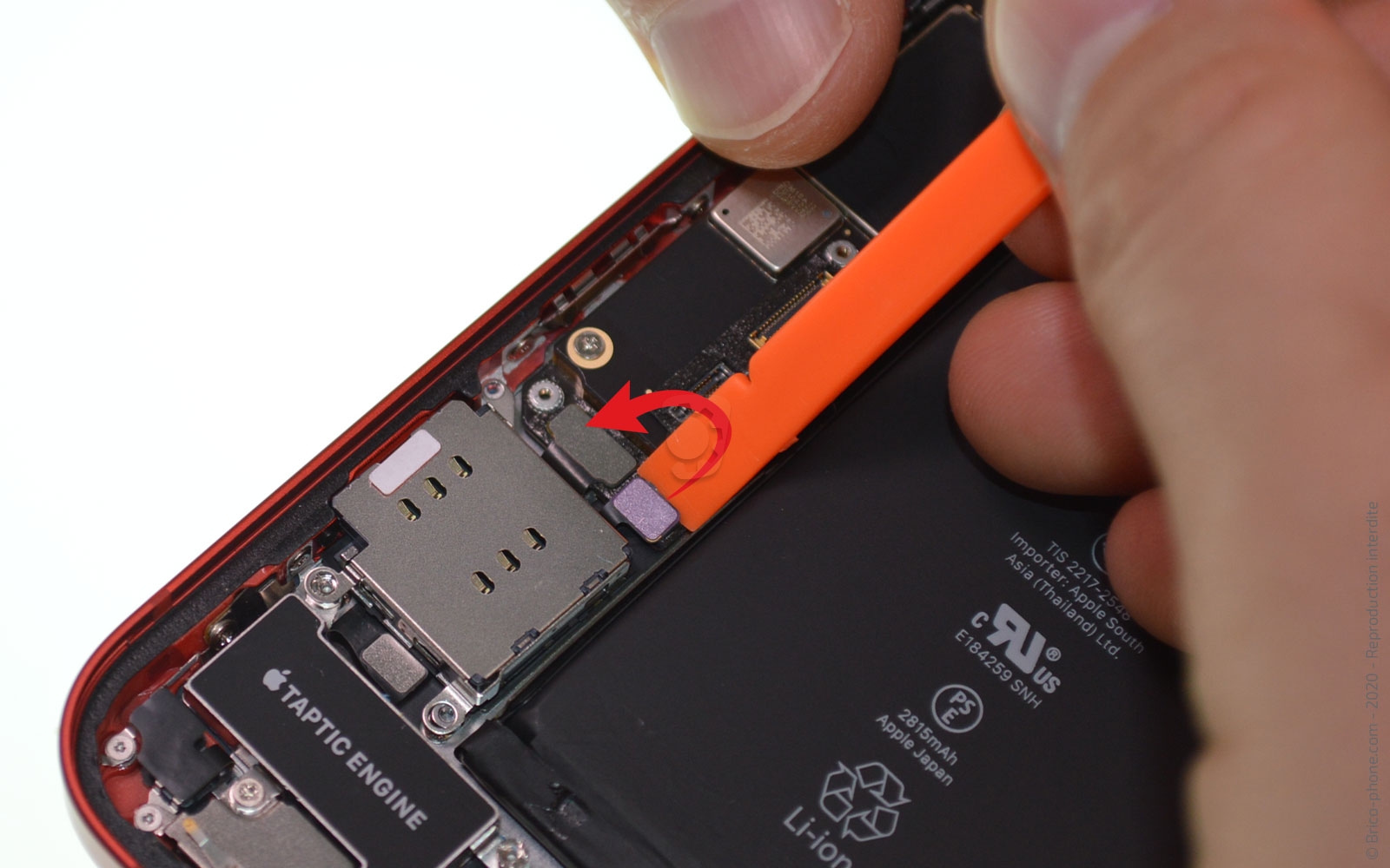 Changement du Taptic Engine sur iPhone 12 photo 1