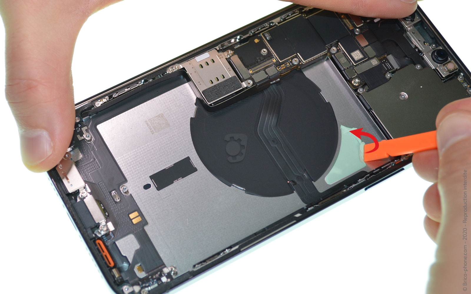 Changement du connecteur de charge sur iPhone 12 Pro Max photo 4