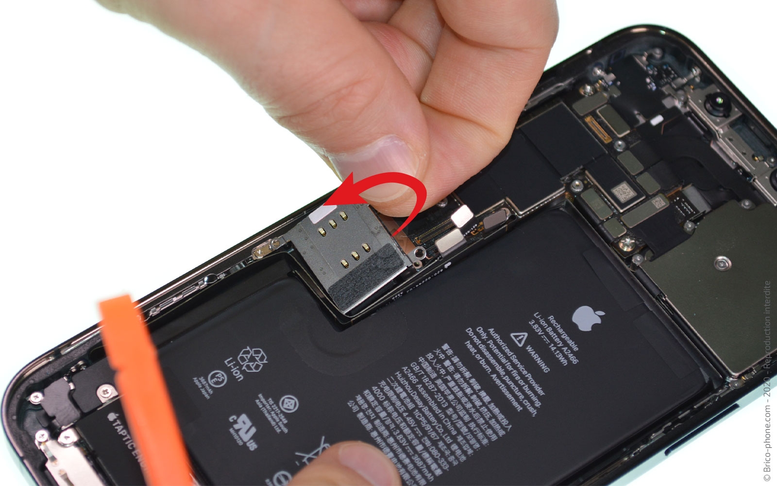 Changement du lecteur de carte SIM sur iPhone 12 Pro Max photo 2