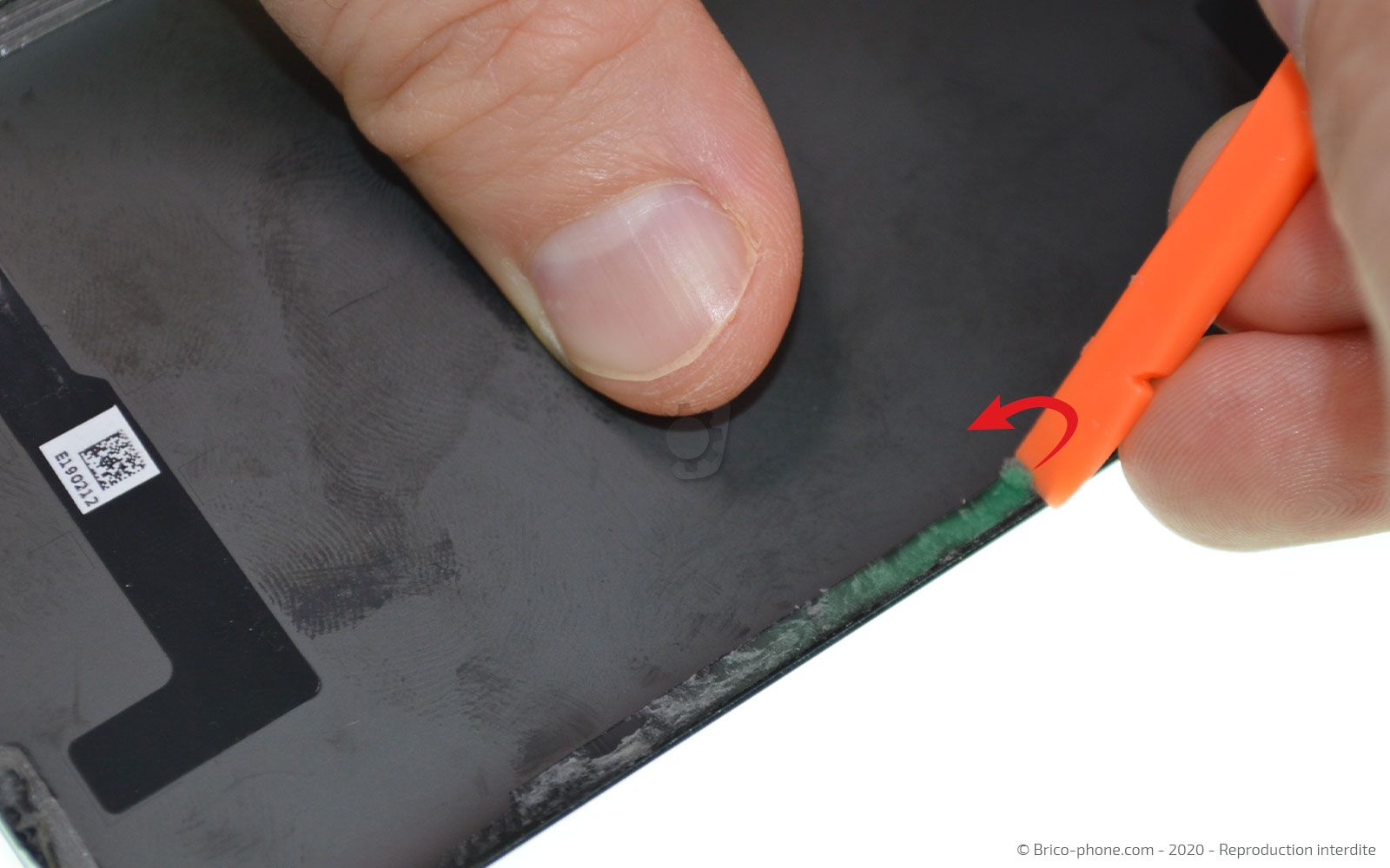 Changement du connecteur de charge sur Honor View 20 photo 2