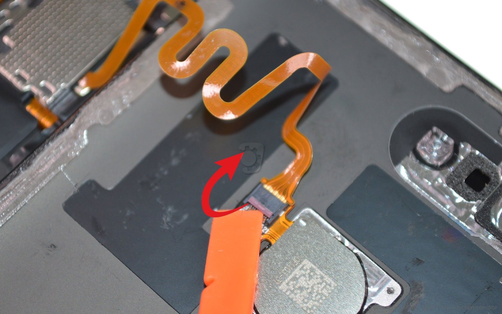 Changement du connecteur de charge sur Honor View 20 photo 3