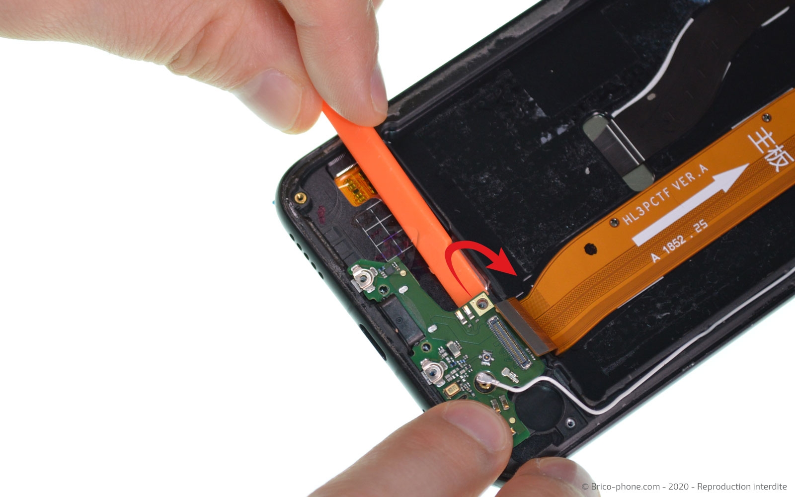 Changement du connecteur de charge sur Honor View 20 photo 3