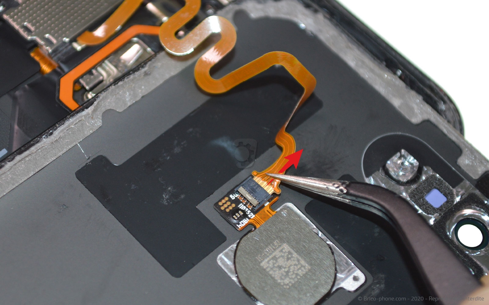 Changement de la vitre arrière sur Honor View 20 photo 2