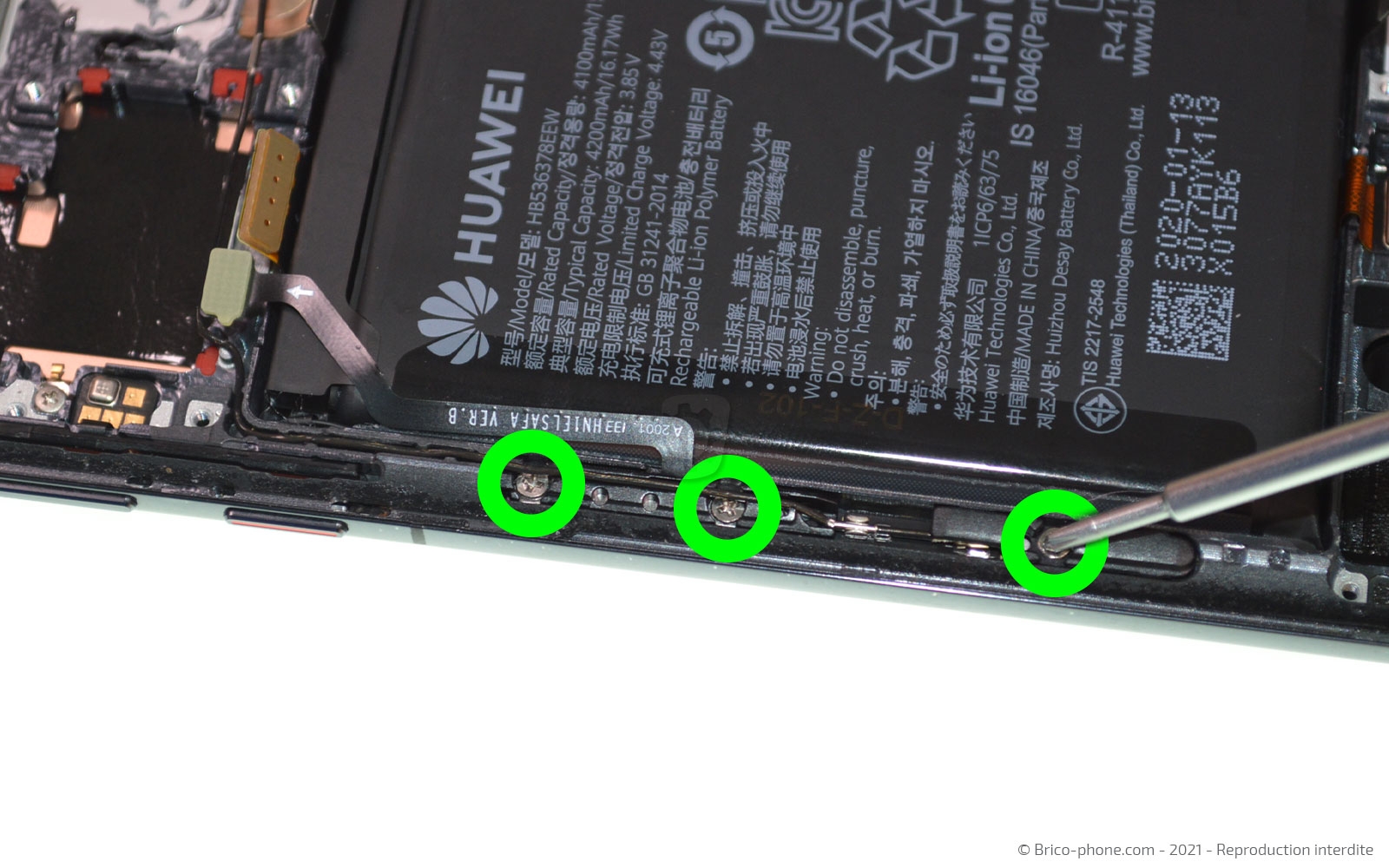 Changement du bloc écran avec batterie sur P40 Pro photo 3