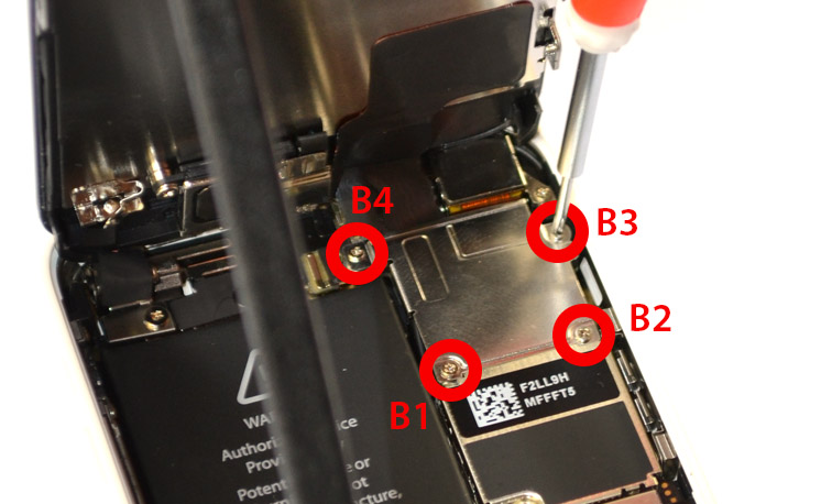 Changement de nappe bouton Power sur iPhone 5C photo 1