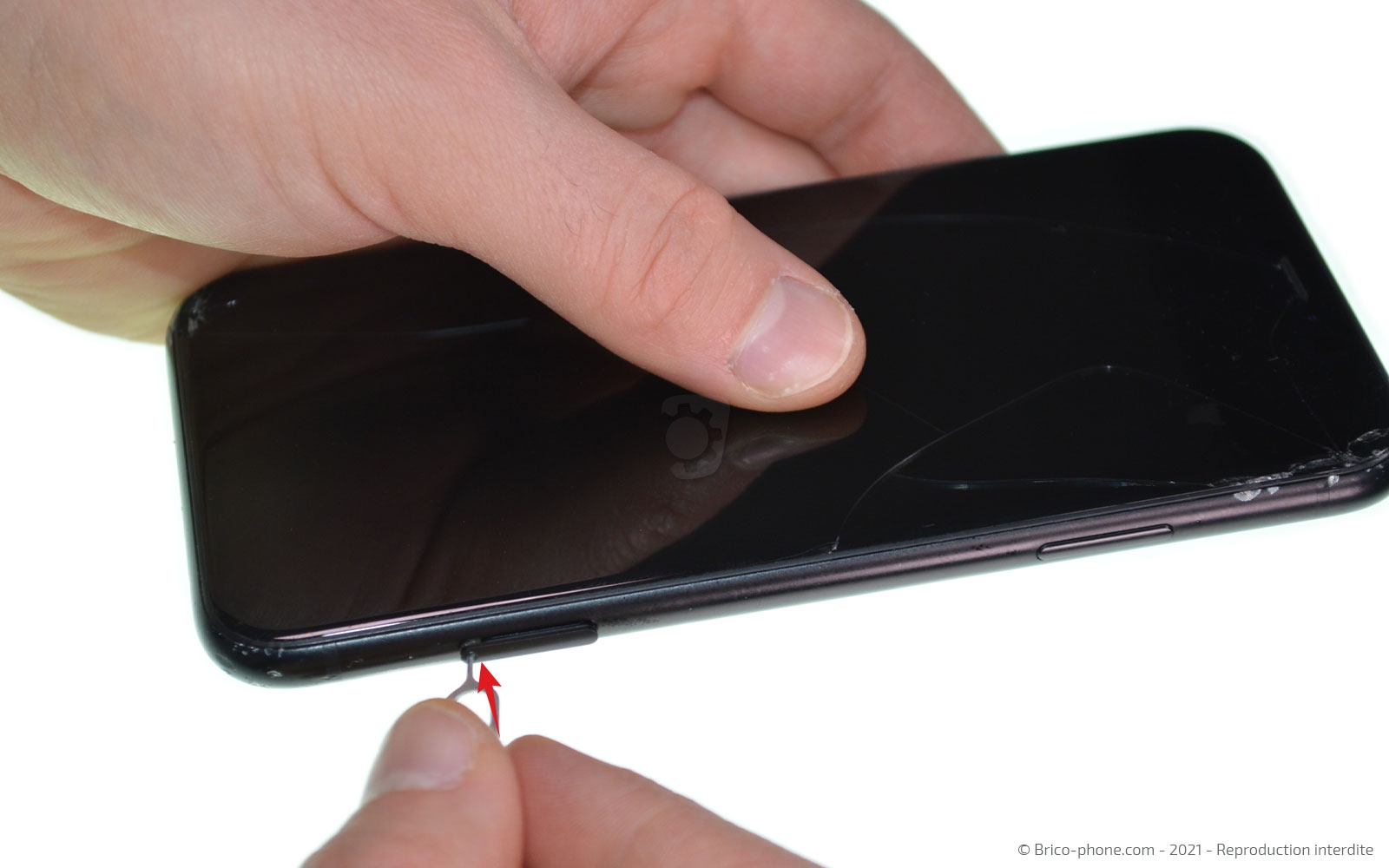 Changement de la coque arrière sur iPhone XR photo 2