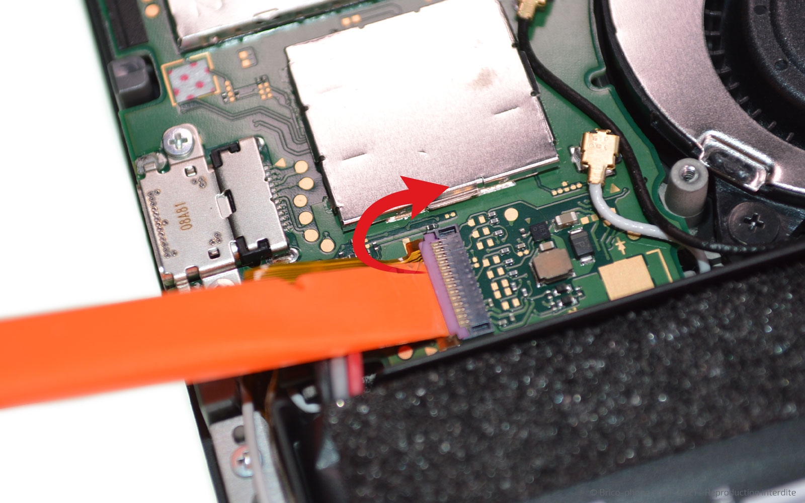 Démontage complet sur Switch Lite photo 1