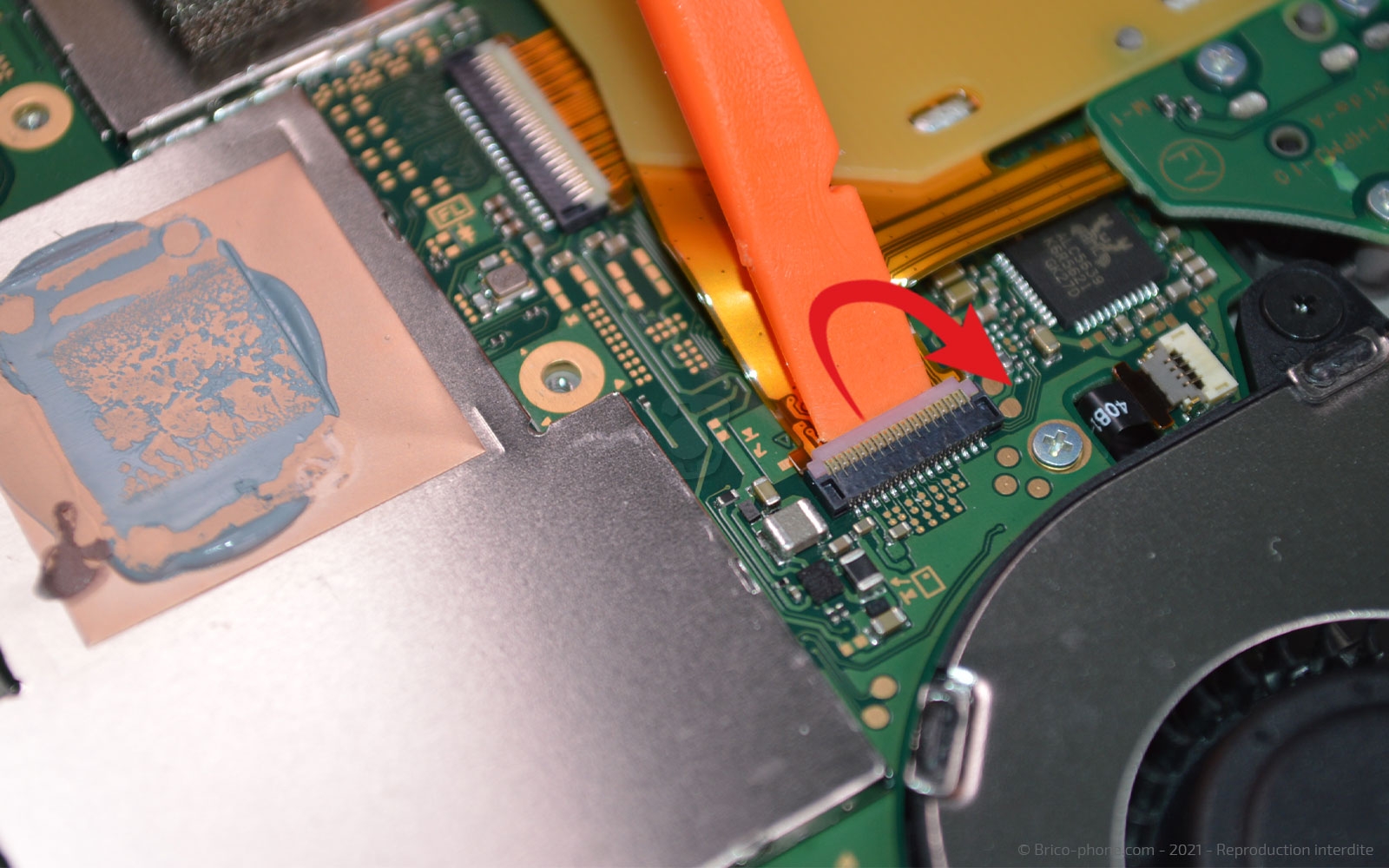 Démontage complet sur Switch Lite photo 2