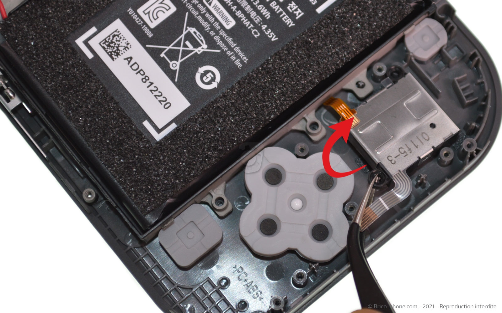 Changement d'un joystick sur Switch Lite photo 2