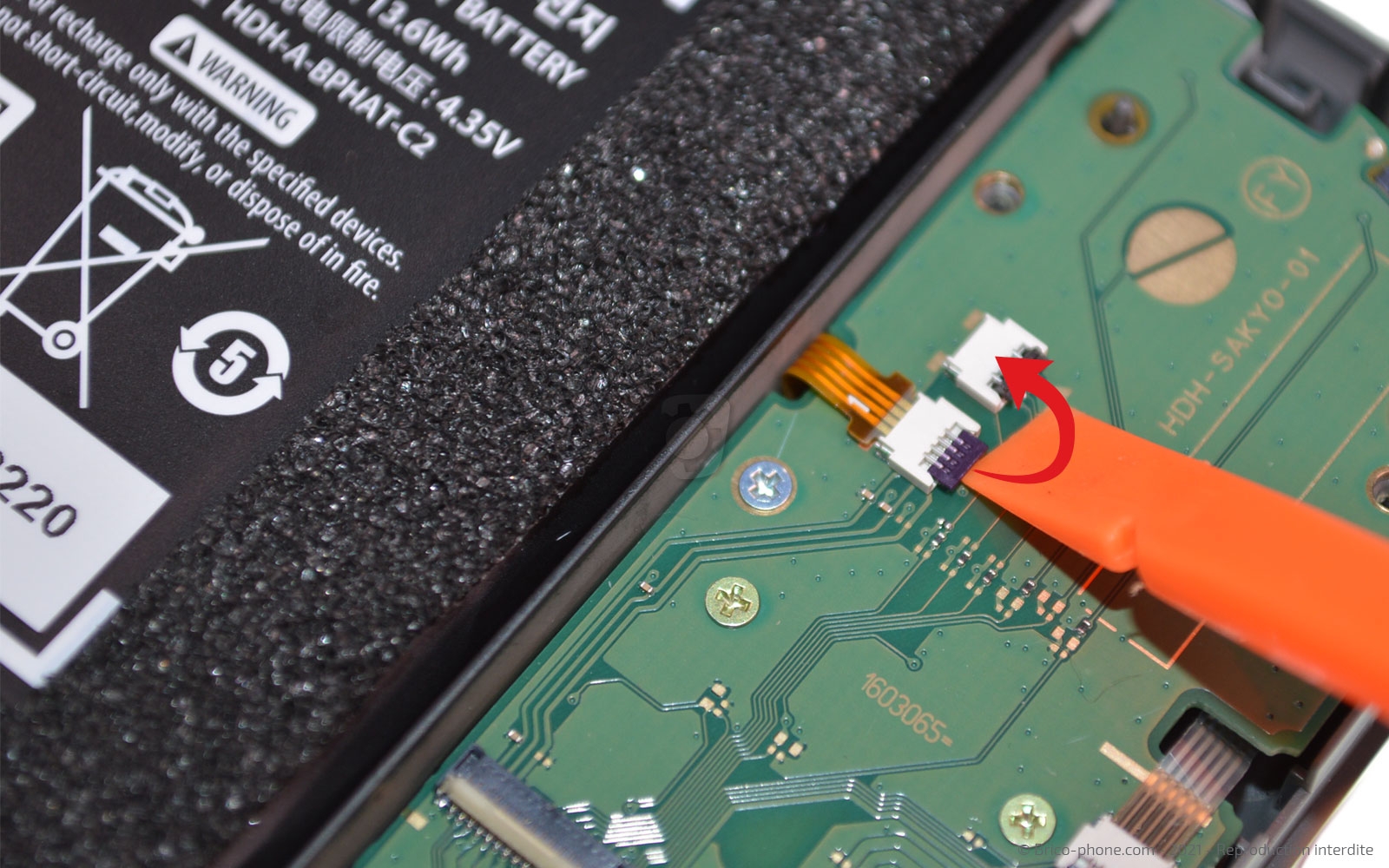 Changement d'un joystick sur Switch Lite photo 1