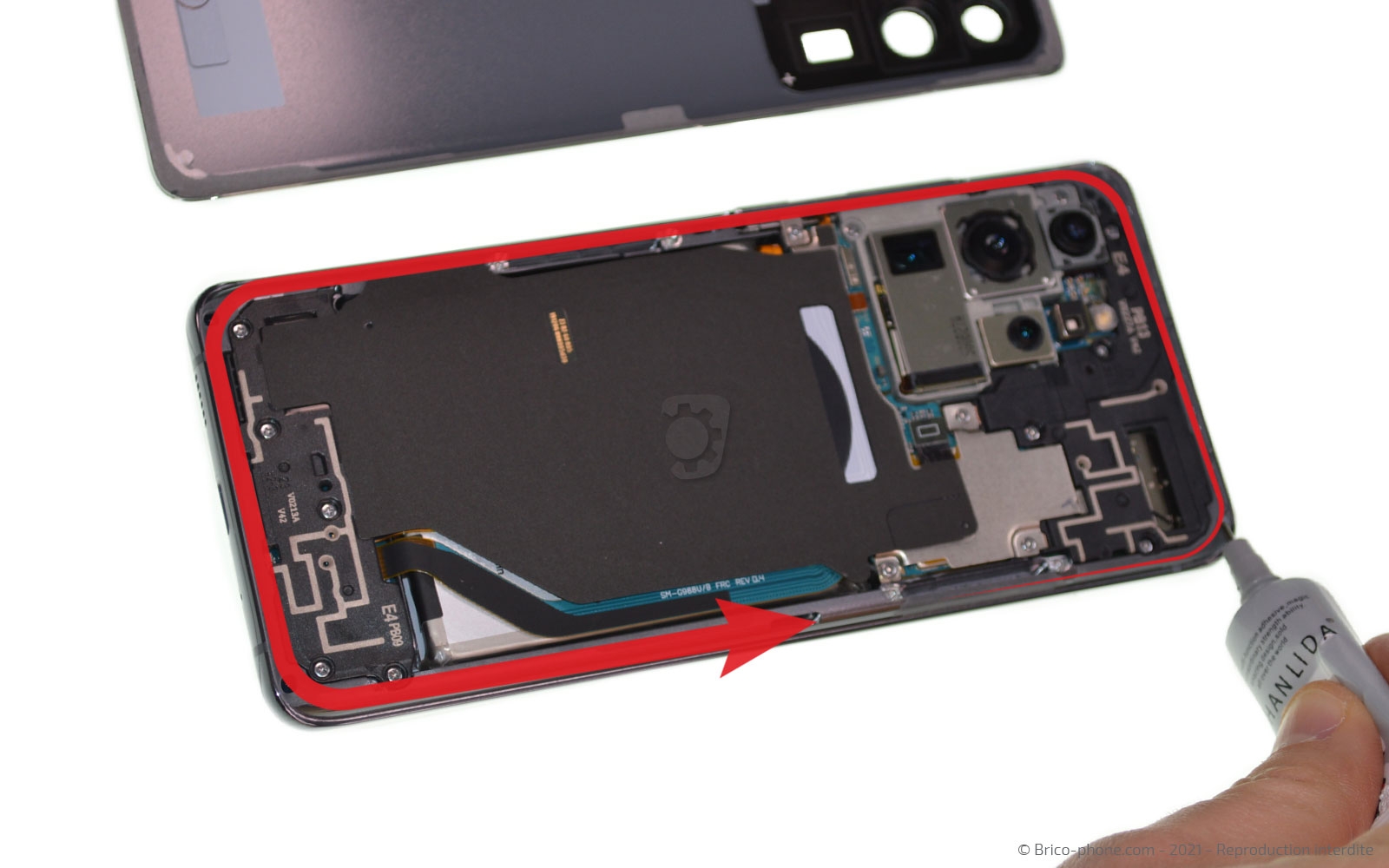 Changement de la vitre arrière sur Galaxy S20 Ultra photo 2