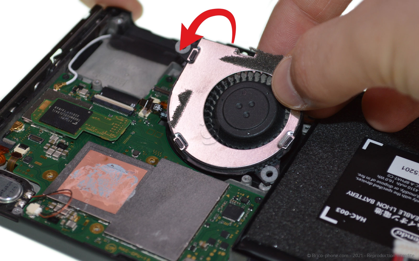 Changement de la vitre tactile ou du LCD  sur Switch photo 3