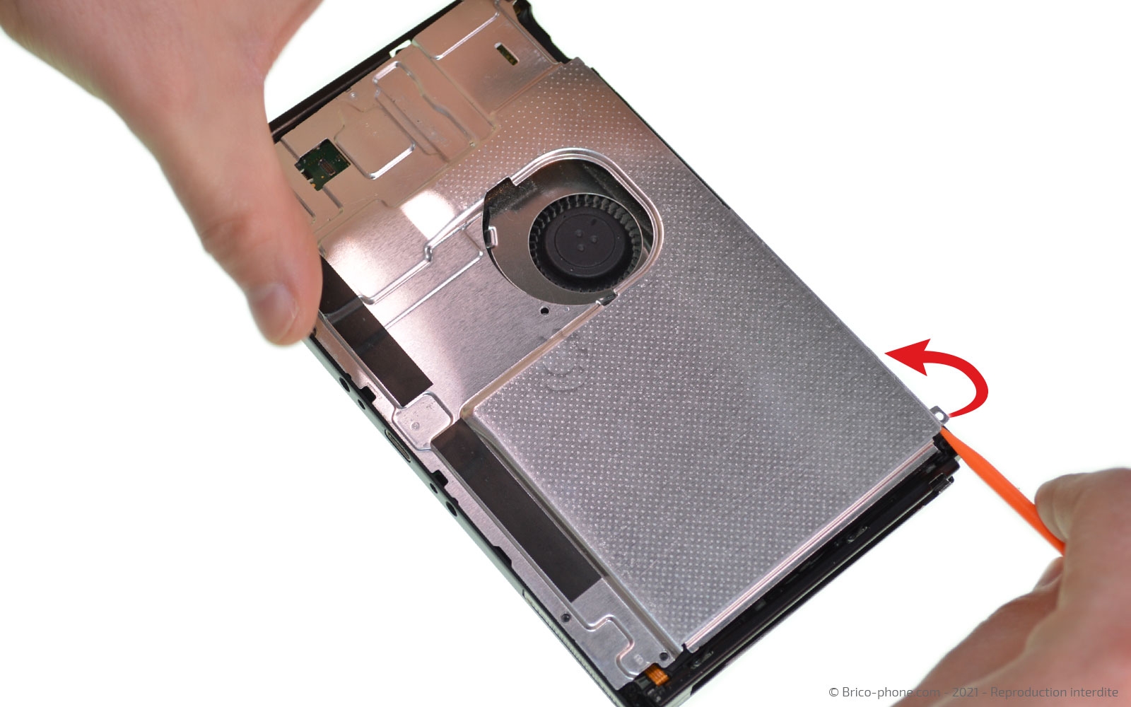 Changement du lecteur de cartes de jeux sur Switch photo 2