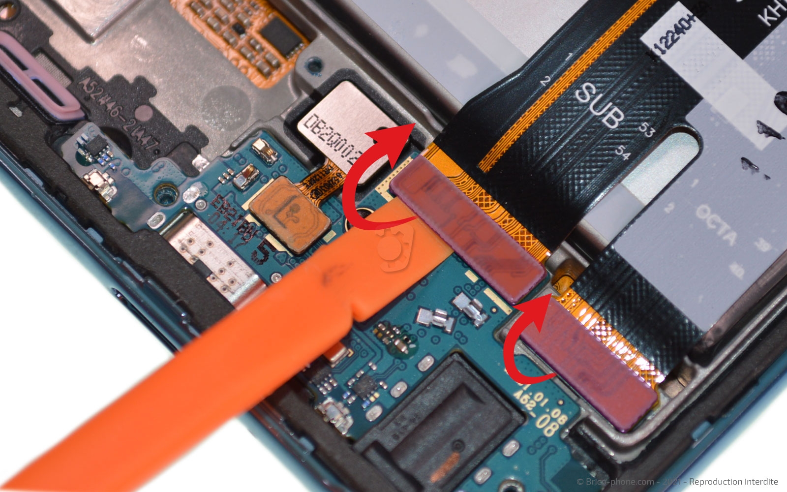 Changement de connecteur de charge sur Galaxy A52 photo 3