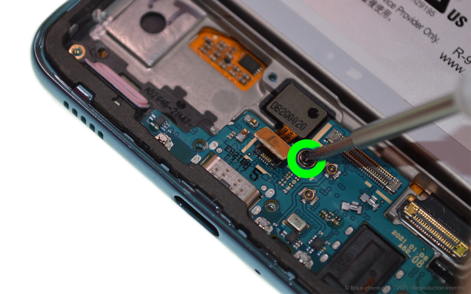 Changement de connecteur de charge sur Galaxy A52 photo 1