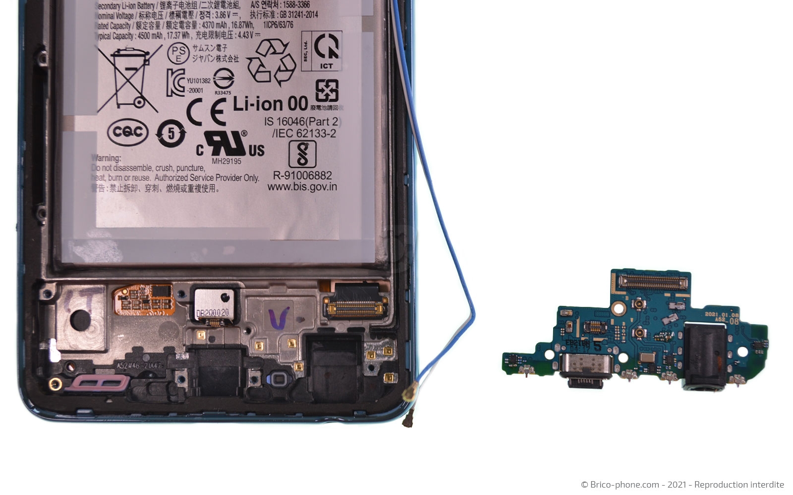 Changement de connecteur de charge sur Galaxy A52 photo 4