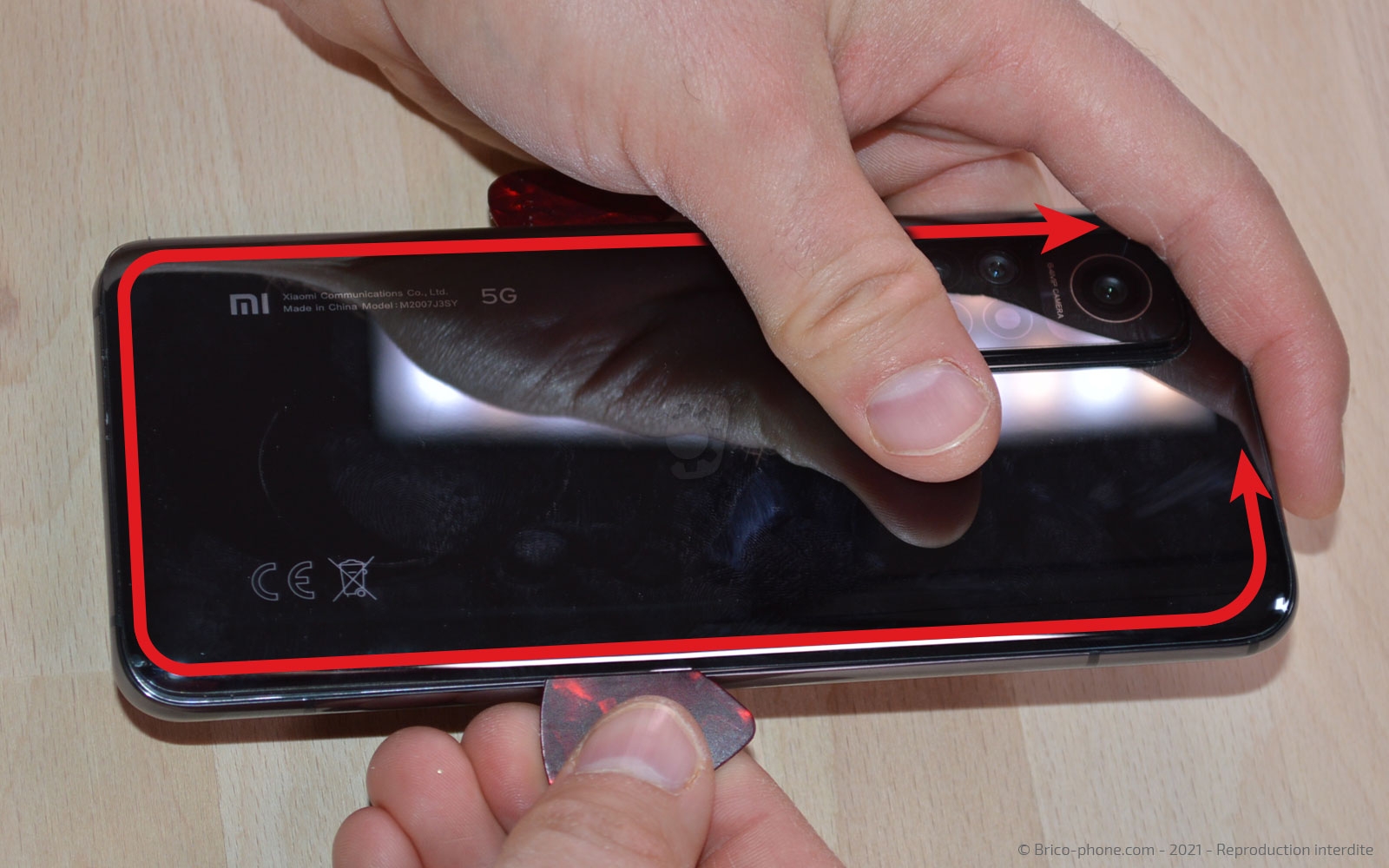 Changement de la vitre arrière sur Mi 10T photo 3