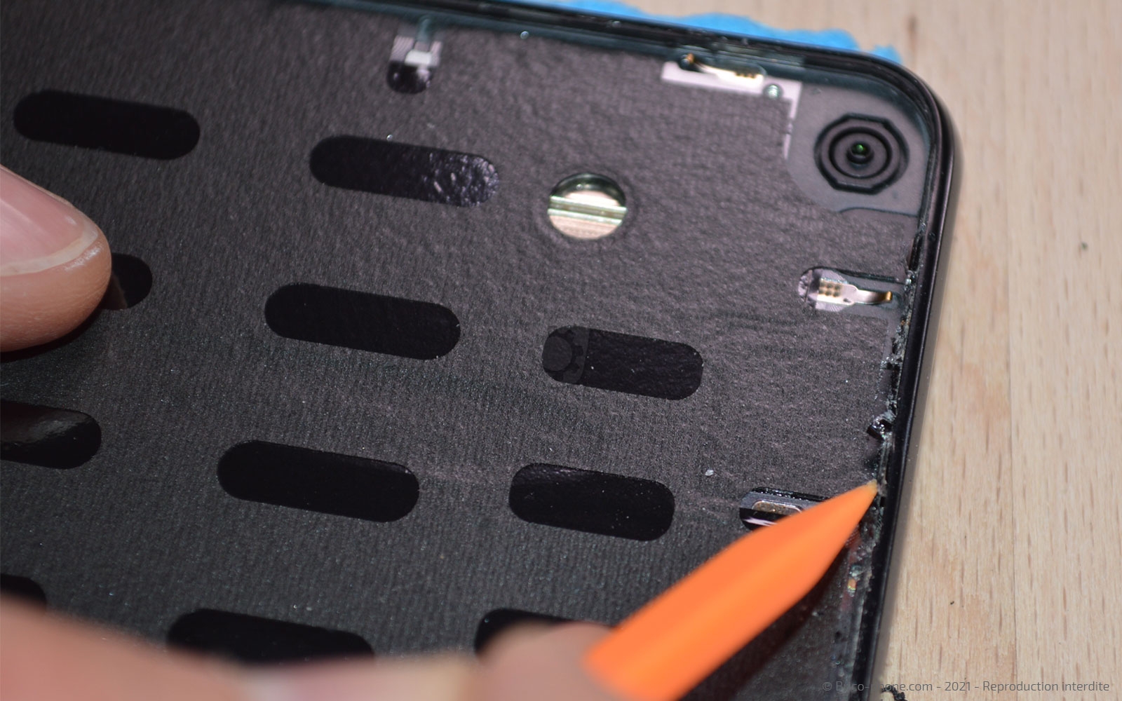 Changement de l'écran (vitre et LCD) sur Mi 10T photo 1