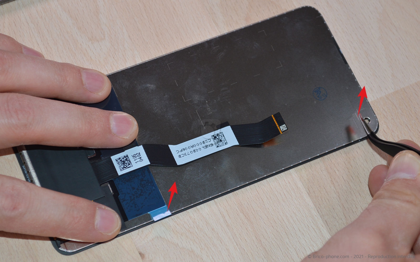 Changement de l'écran (vitre et LCD) sur Mi 10T photo 2