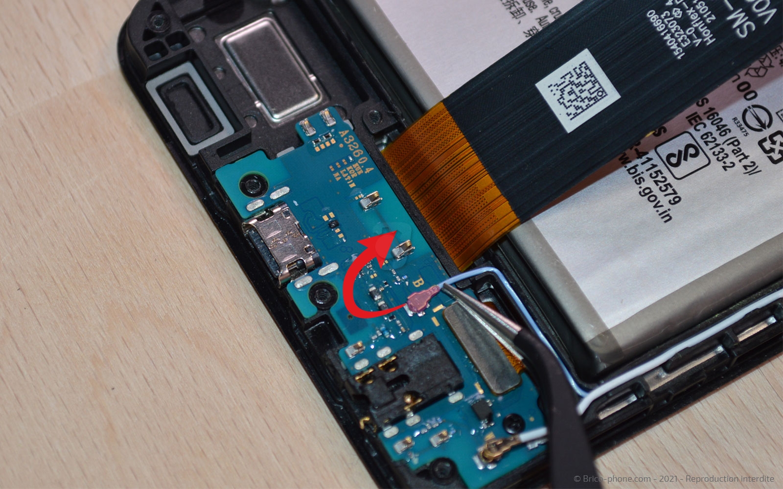 Changement du bloc écran sur Galaxy A32 5G photo 2