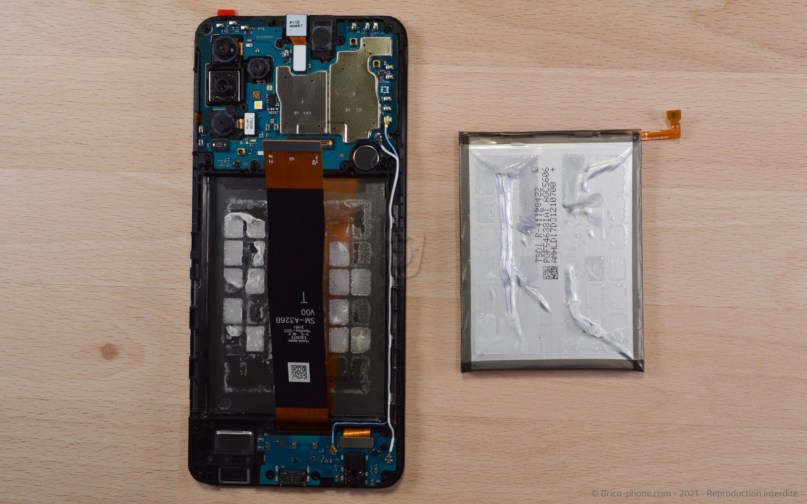 Changement de batterie sur Galaxy A32 5G photo 3