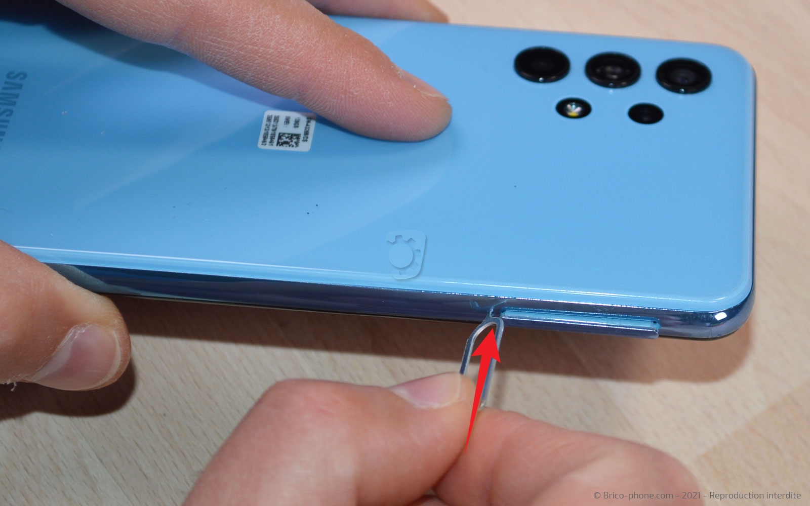 Changement de batterie sur Galaxy A32 5G photo 1