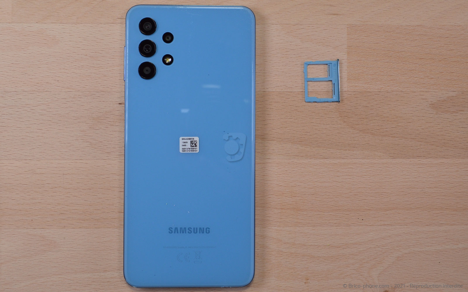 Changement de la vitre arrière  sur Galaxy A32 5G photo 3