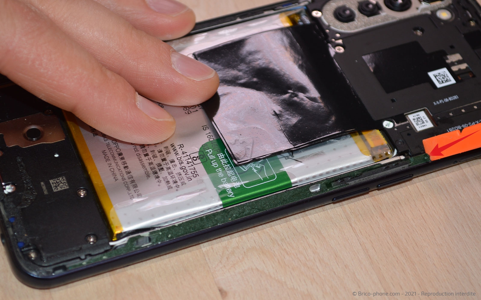 Changement de batterie sur Find X2 Lite photo 1