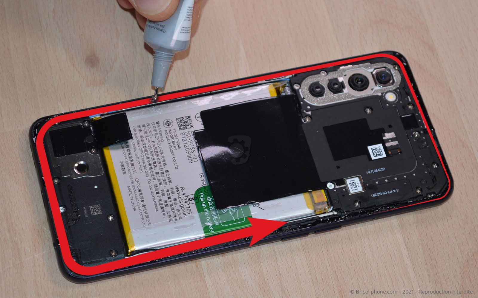 Changement de connecteur de charge sur Find X2 Lite photo 3