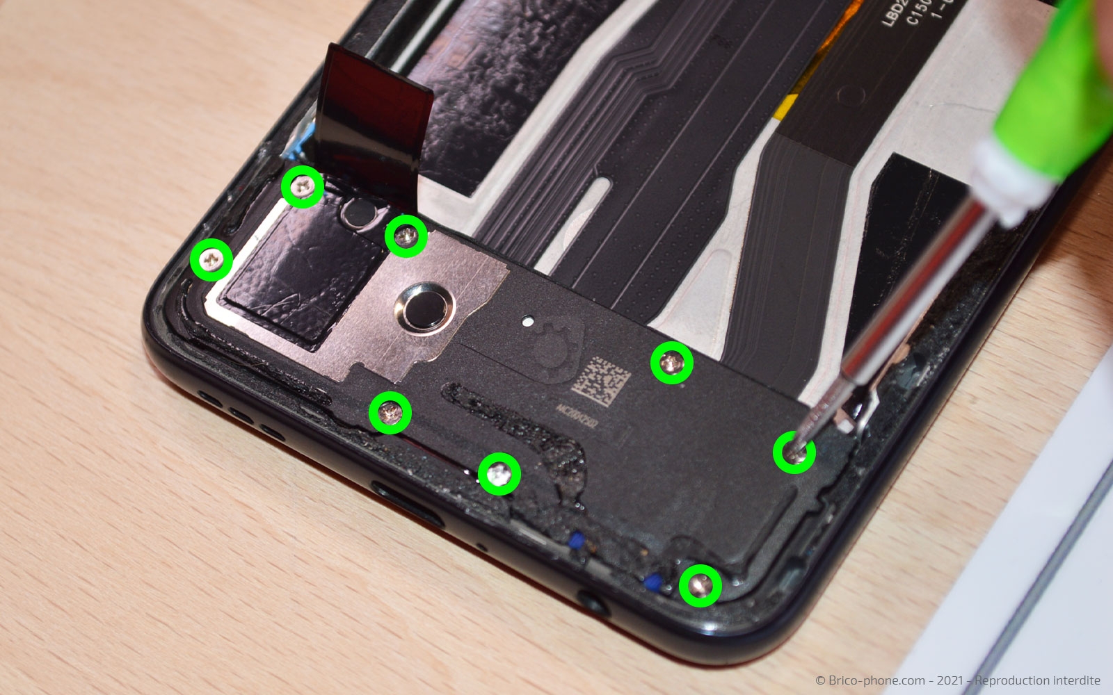 Changement de connecteur de charge sur Find X2 Lite photo 1