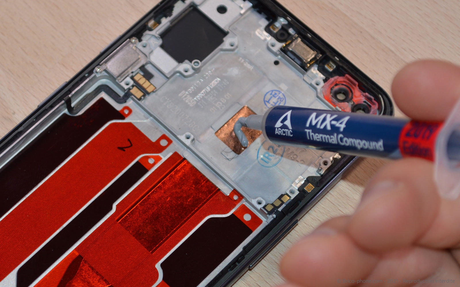 Changement du bloc écran sur OnePlus Nord photo 2