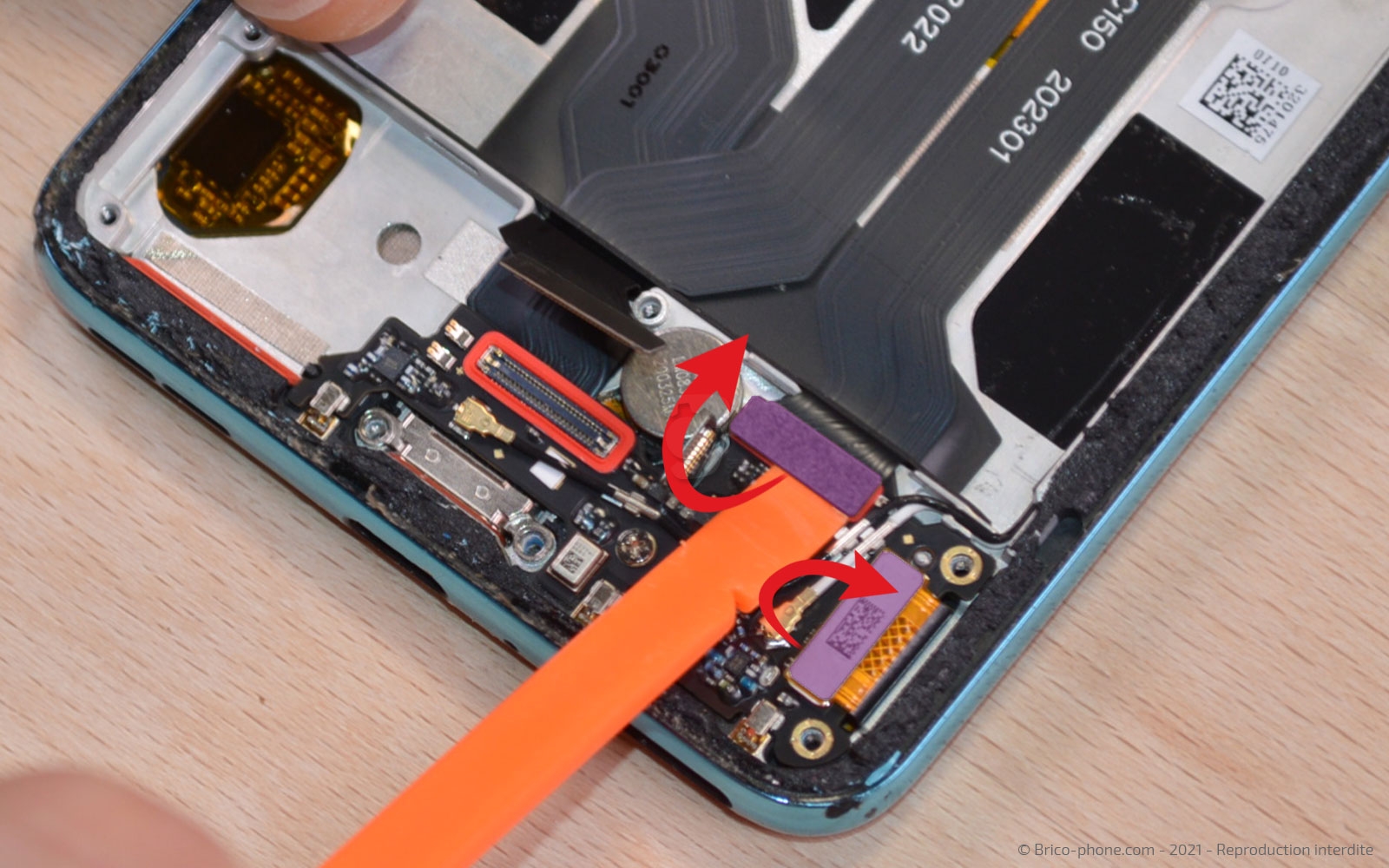 Changement du connecteur de charge sur OnePlus Nord photo 3