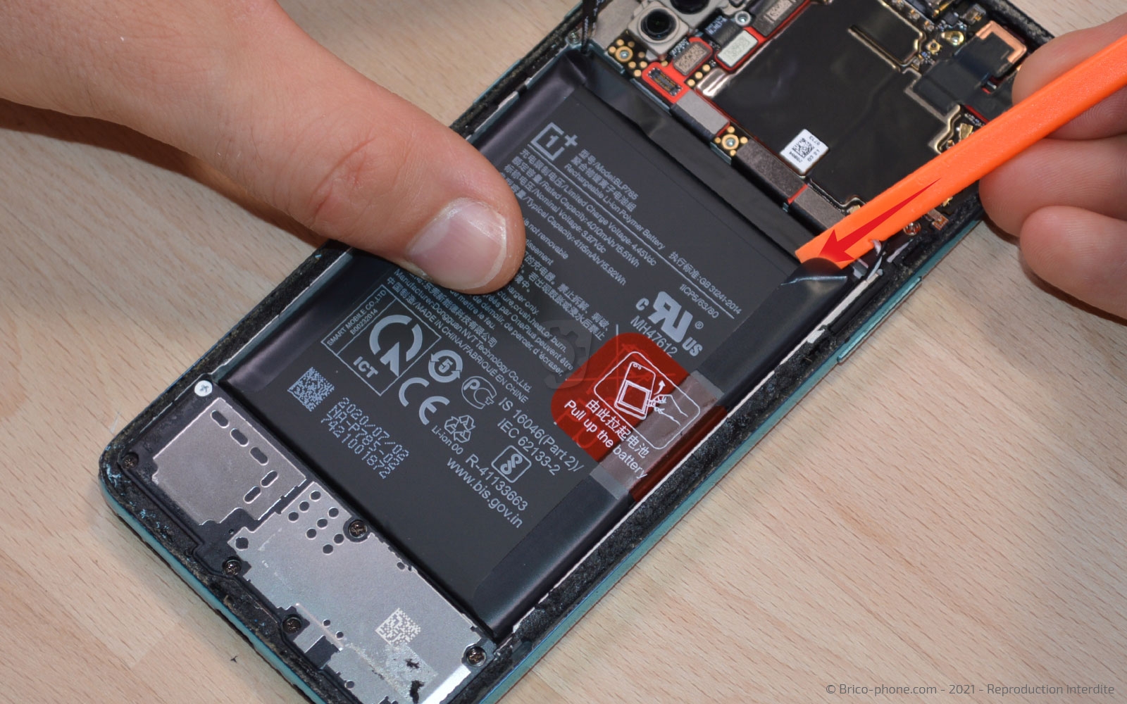 Changement du connecteur de charge sur OnePlus Nord photo 1