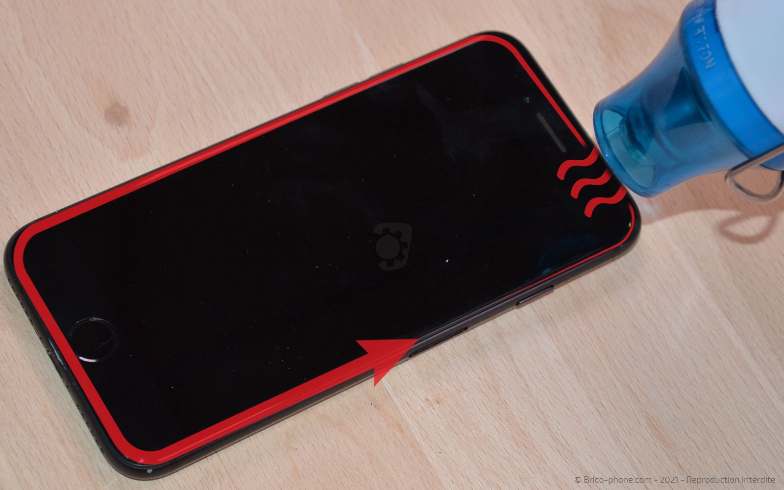 Changement de la coque arrière sur iPhone 7 photo 2