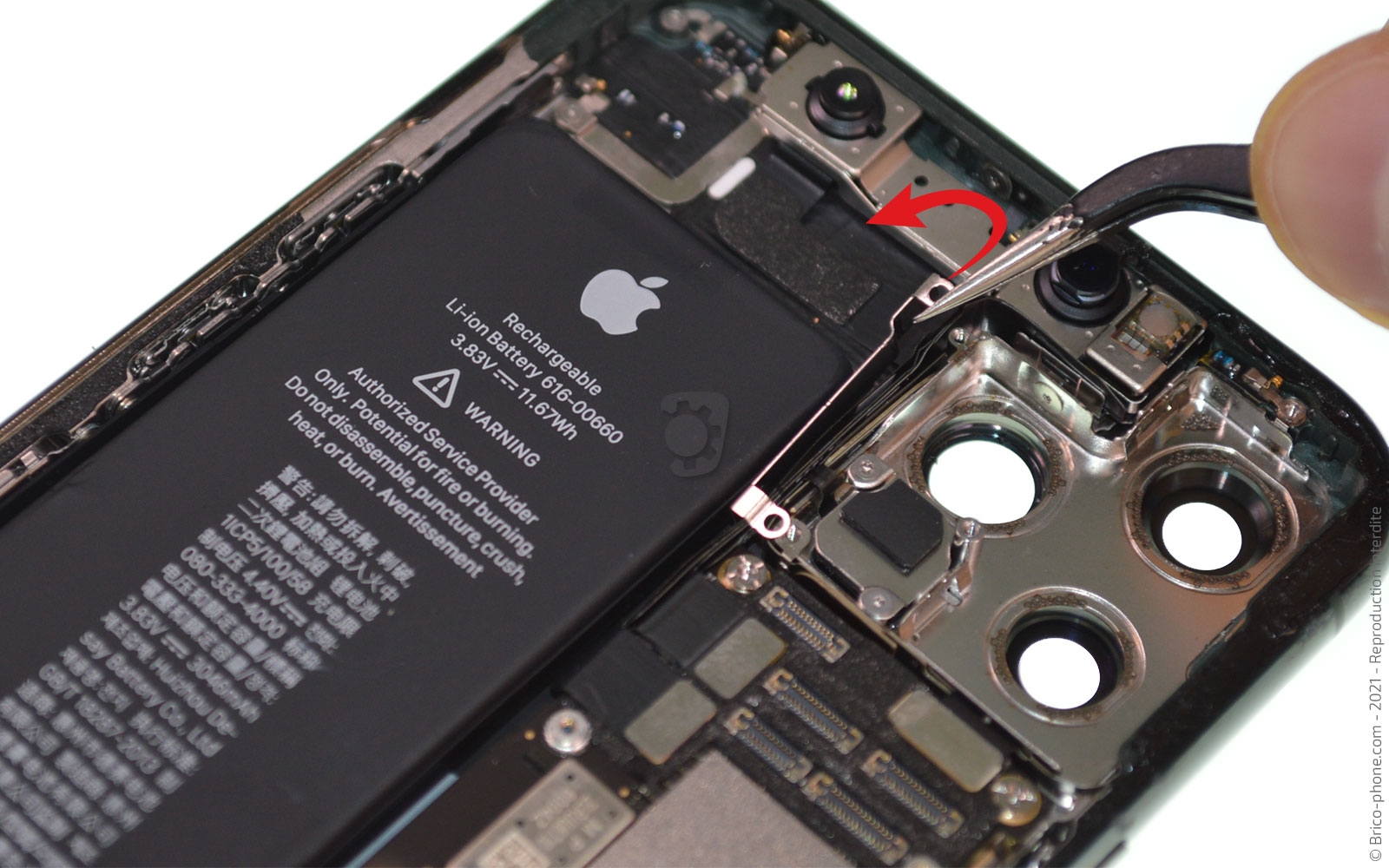 Changement de la coque arrière sur iPhone 11 Pro photo 1