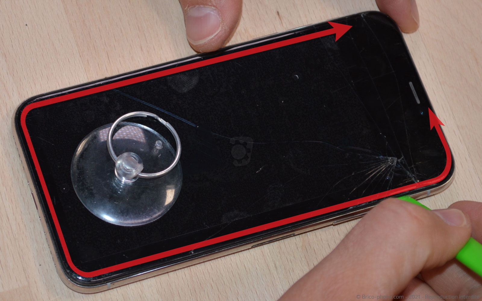 Changement de la coque arrière complète sur iPhone X photo 3