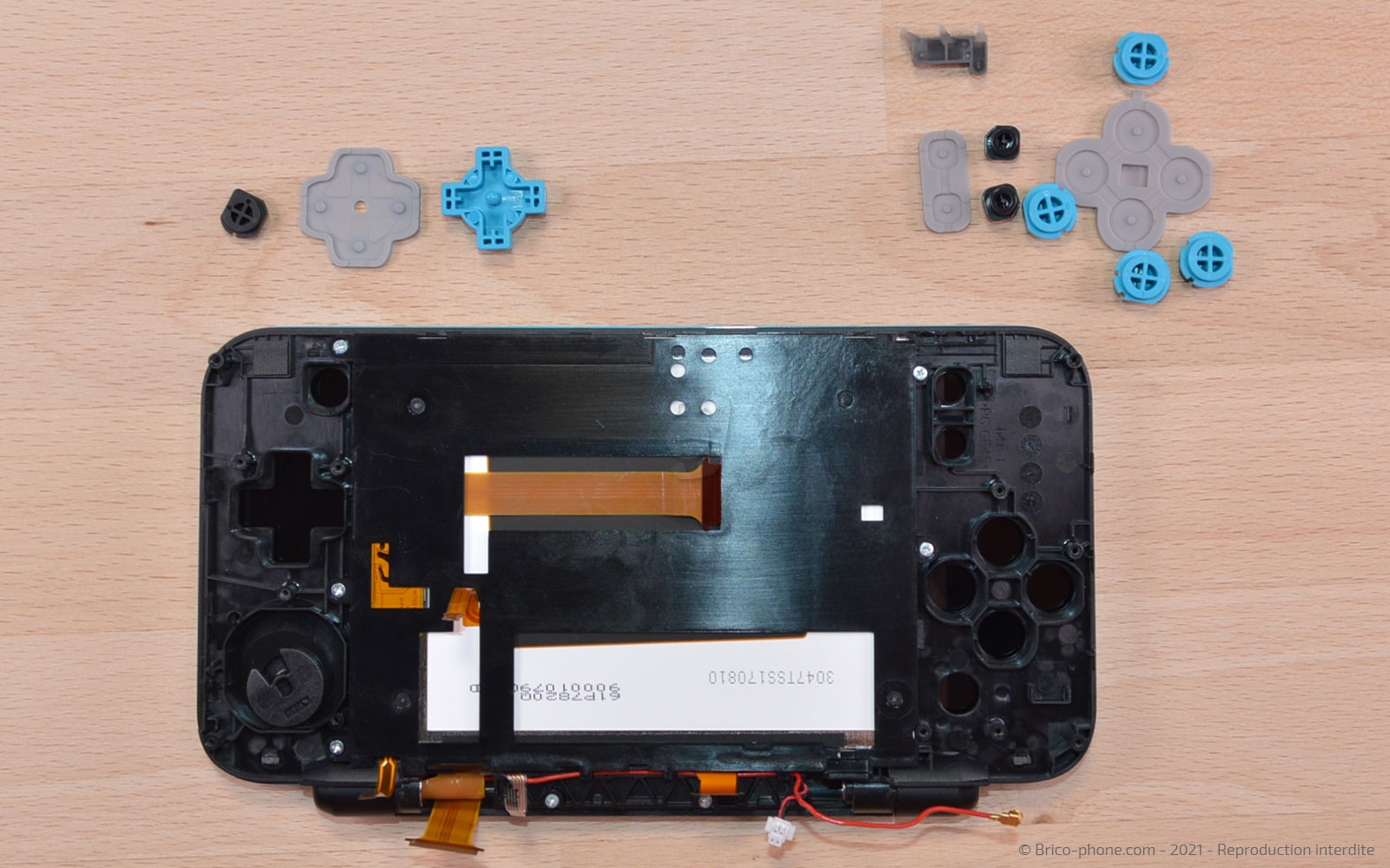 Démontage complet sur New 2DS XL photo 2