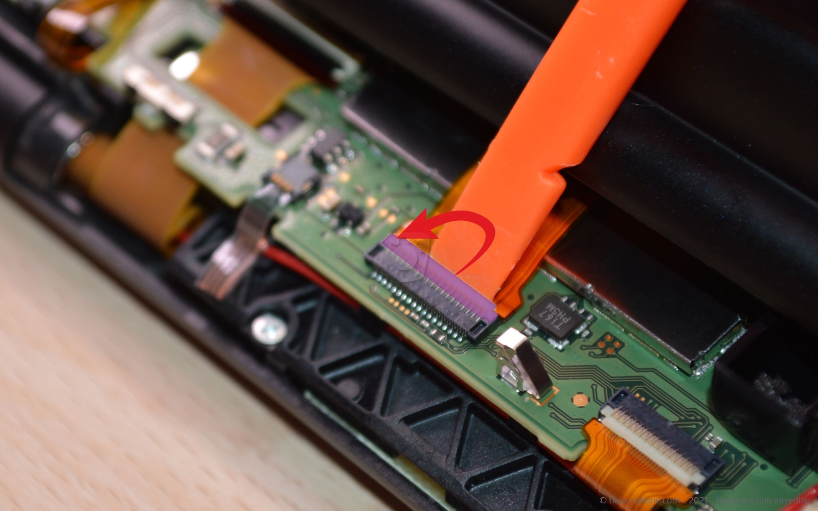 Changement de la vitre tactile et/ou du LCD sur New 2DS XL photo 2