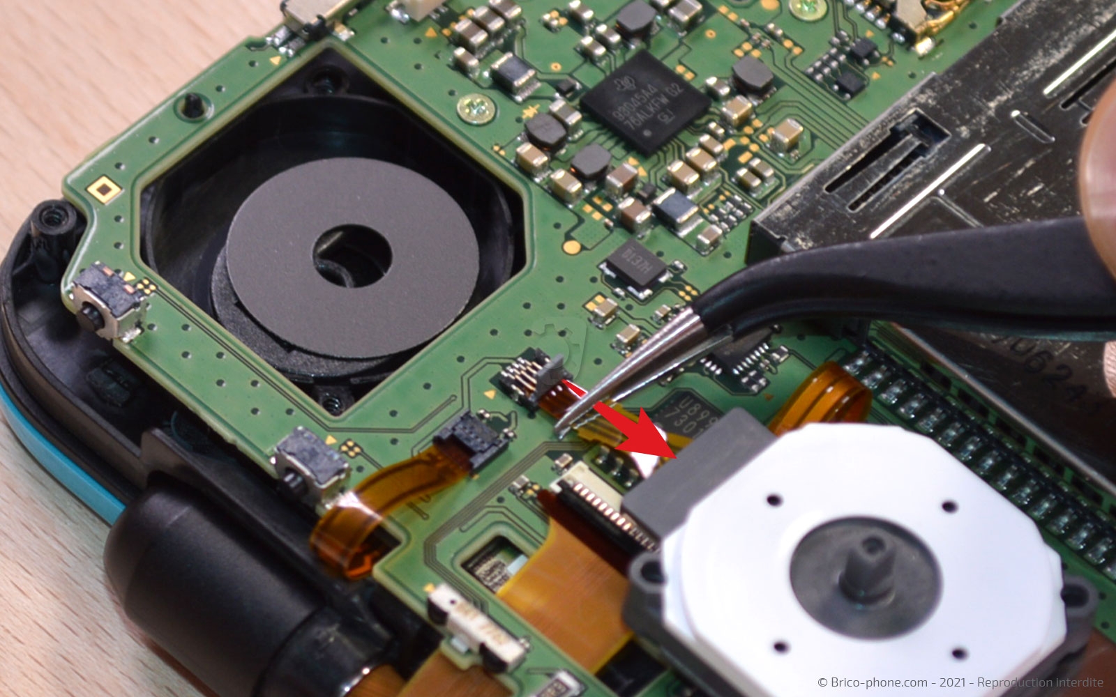 Changement des Joysticks sur New 2DS XL photo 4